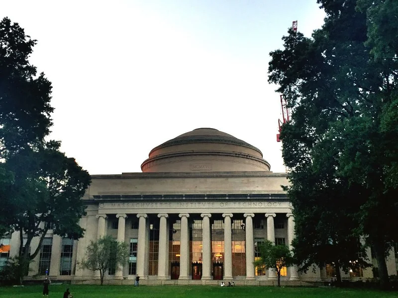 MIT Massachusetts Institute of Technology - usa study visa ahmedabad consultant
